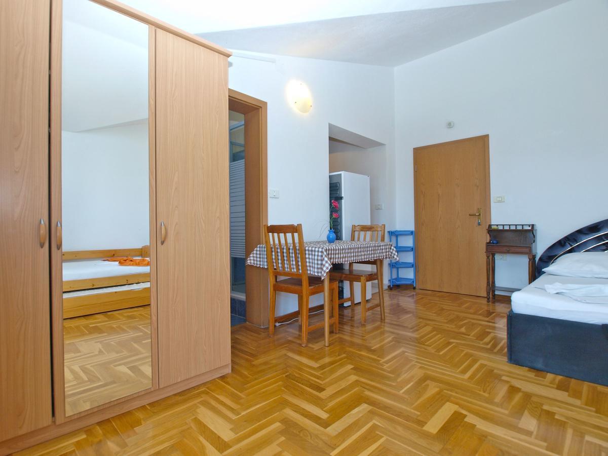 Apartments Anto 1598 Fažana Eksteriør billede